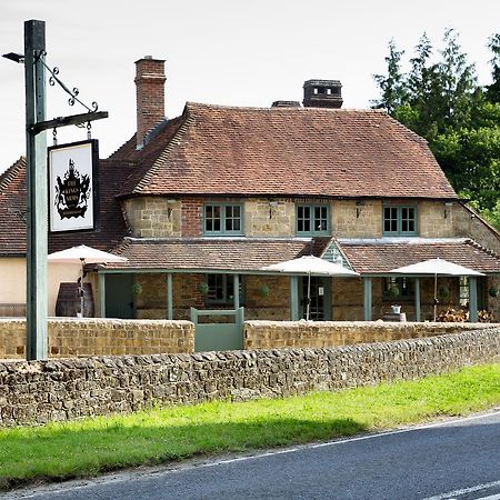 The Kings Arms Hotel Fernhurst Bagian luar foto