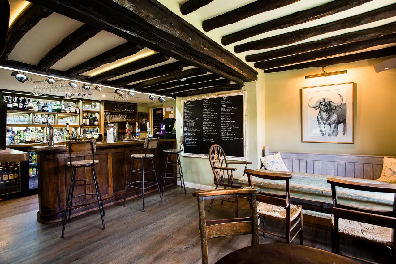 The Kings Arms Hotel Fernhurst Bagian luar foto