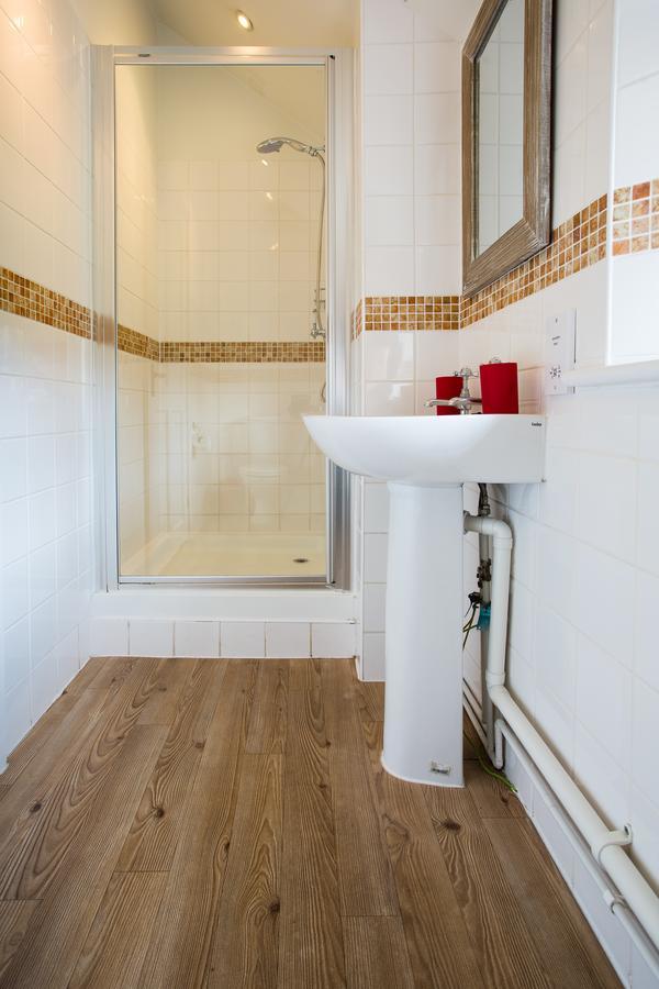 The Kings Arms Hotel Fernhurst Bagian luar foto